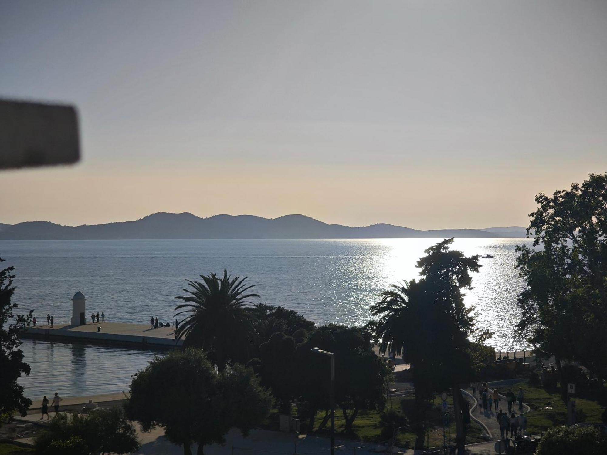 Cozy Old Town Apartment Zadar Exterior photo